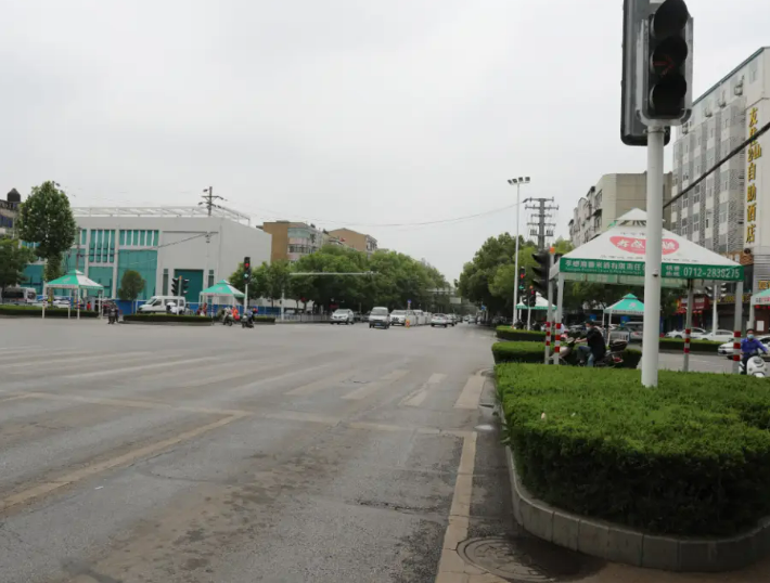 孝感槐荫大道民生改造工程全面竣工 传统文化街区焕新助力商圈经济复苏